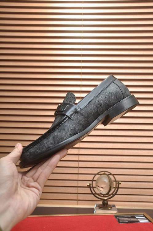 Picture of Louis Vuitton Shoes _SKULVsz38-45mnf056214338